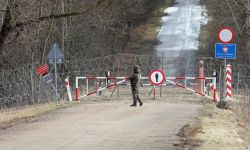 SG: 103 osoby próbowały w poniedziałek dostać się nielegalnie przez granicę z Białorusi do Polski