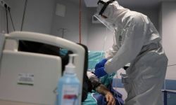 1041 zakażeń koronawirusem, 21 zgonów chorych z COVID-19