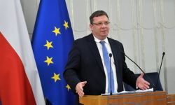Wójcik: Senat wymierzył cios w polskie dzieci