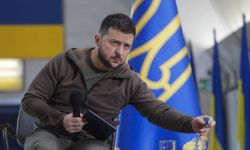 Prezydent Zełenski: proces negocjacyjny z Rosją ws. korytarzy humanitarnych jest 