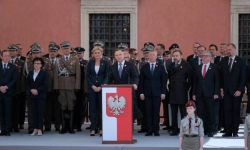 Prezydent: na stole między Polakami i Ukraińcami często leżała broń, teraz został położony chleb