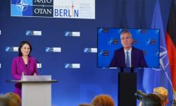 Stoltenberg i Baerbock: drzwi do NATO otwarte dla Finlandii i Szwecji