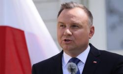 Kancelaria Prezydenta: prezydent Andrzej Duda przebywa na Ukrainie