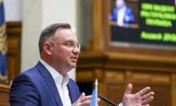 Duda: świat może pokojowo przyczynić się do zakończenia wojny stosując sankcje i izolację