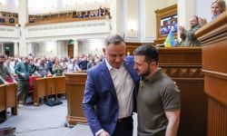 Prezydent Zełenski: wszystkie prawa, które Ukraińcy otrzymali w Polsce, będą przysługiwać Polakom na Ukrainie