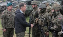 Szef MON: żadna armia jeśli jest nieliczna, nie może być silna