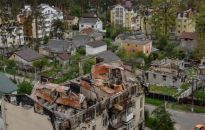 Zełenski: Nasze miasta są zniszczone, nasze morze jest zablokowane, ale my pozostajemy wolni