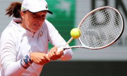 French Open - awans Świątek do czwartej rundy