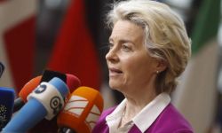 Szefowa KE: nie ma jeszcze porozumienia ws. unijnych sankcji na rosyjską ropę