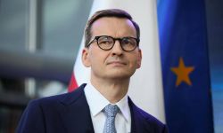 Morawiecki: czas najwyższy uwierzyć w zwycięstwo tak samo mocno, jak Ukraińcy