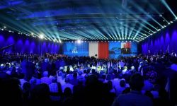 Politycy opozycji krytycznie o konwencji PiS: to próba reanimacji struktur partii, zebranie "sytych kotów"