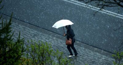 IMGW: będzie gwałtowna zmiana pogody. Nadchodzą burze z deszczem i gradem, a także porywiste wiatry