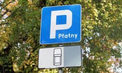 Rada Warszawy przegłosowała podwyżkę opłat za parkowanie