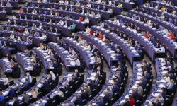 PE chce, by prawo do aborcji zostało wpisane do Karty Praw Podstawowych