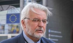 Europoseł Waszczykowski: sankcje UE wobec Rosji nie są skuteczne; trzeba objąć nimi całe społeczeństwo rosyjskie