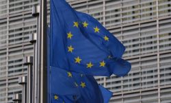 Komisja Europejska podwyższa prognozę wzrostu PKB Polski na 2022 r. i obniża na 2023 r.