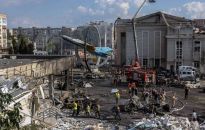 Ukraina: po ataku w Winnicy 18 osób zaginionych, nie udało się zidentyfikować zwłok 11 dorosłych i dwójki dzieci