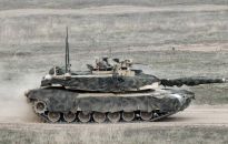 Błaszczak: pierwsze z 28 Abramsów dotarły do Centrum Szkolenia Wojsk Lądowych