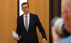 Premier: rząd rezygnował z wielu wydatków, by polityka fiskalna nie była proinflacyjna