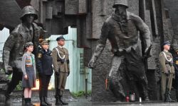 W przeddzień 78. rocznicy wybuchu Powstania Warszawskiego msza św. z udziałem władz