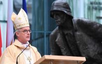 Bp Lechowicz: dzięki powstańcom warszawskim możemy dziś godnie stąpać po wolnej polskiej ziemi