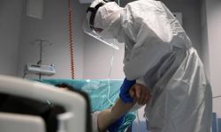 Minionej doby 5649 zakażeń koronawirusem, zmarły 22 osoby z COVID-19