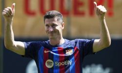 Liga hiszpańska - Lewandowski zaprezentowany na Camp Nou jako zawodnik Barcelony
