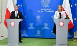 Rząd: rekompensaty za ograniczenie wzrostu cen ciepła i dopłaty do paliw