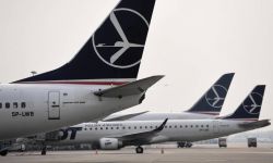 PLL LOT: ponad 1,3 mld zł straty za 2021 r.