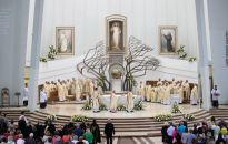 Abp Jędraszewski w Łagiewnikach: odrzucenie Boga jest odrzuceniem człowieka