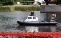 MSWiA: 1553 policjantów i 452 strażaków jest zaangażowanych w działania wzdłuż biegu Odry