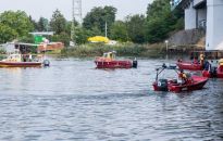 MSWiA: ponad 3 tys. strażaków, 2 tys. policjantów oraz 1,3 tys. żołnierzy zaangażowanych w akcję oczyszczania Odry