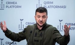 Zełenski: Ukraina nie atakuje cywilów; zamierza odzyskać Krym