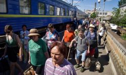 Z Ukrainy do Polski wjechało 5,759 mln osób, na Ukrainę wyjechało 3,912 mln