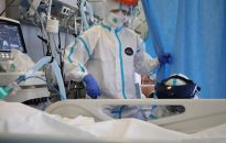 Od 18 do 24 sierpnia wykryto 26 969 zakażeń, zmarło 138 osób z COVID-19