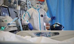 Od 18 do 24 sierpnia wykryto 26 969 zakażeń, zmarło 138 osób z COVID-19