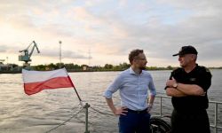 Zachodniopomorskie: zakaz kontaktu z wodami Odry przedłużony - wyłączony Zalew Szczeciński i Roztoka Odrzańska