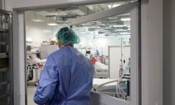 Minionej doby 3934 zakażenia koronawirusem, zmarły 23 osoby z COVID-19