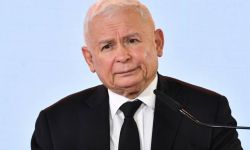 Jarosław Kaczyński w "Le Figaro": czas na rozliczenie między Niemcami a Polską
