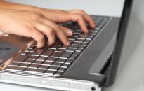 Polskie małe i średnie firmy nie potrafią promować się w Internecie