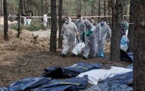 Ukraina: w Iziumie ekshumowano już ciała 338 osób