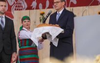 Premier: polska wieś nie jest już wyłącznie zależna od środków unijnych