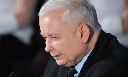 Prezes PiS na klubie: zmiany premiera nie będzie; zmiany na poziomie rządowym są możliwe