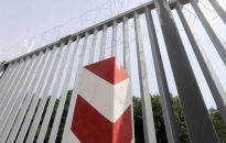 Żaryn: zakończono budowę bariery ochronnej na granicy z Białorusią