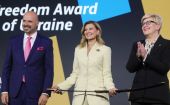Naród ukraiński nagrodzony podczas Warsaw Security Forum; wyróżnienie odebrała Ołena Zełenska