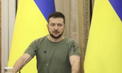 Prezydent Zełenski na forum Europejskiej Wspólnoty Politycznej: wojnę trzeba wygrać na Ukrainie, by rosyjskie czołgi nie ruszyły na Warszawę i Pragę