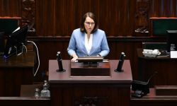 Rzeczkowska: realny PKB w 2022 r. wzrośnie o 4,6 proc, a w przyszłym roku tempo wzrostu spadnie do 1,7 proc.