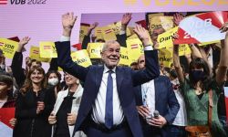 Austria: oficjalne wyniki wyborów prezydenckich potwierdzają zwycięstwo Van der Bellena