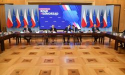 Premier po spotkaniu z samorządowcami: dziś nie możemy pozwolić sobie na podziały i spory