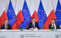 Premier: chciałbym, aby wojewodowie byli łącznikiem między samorządami a rządem nadzorującym proces importu węgla